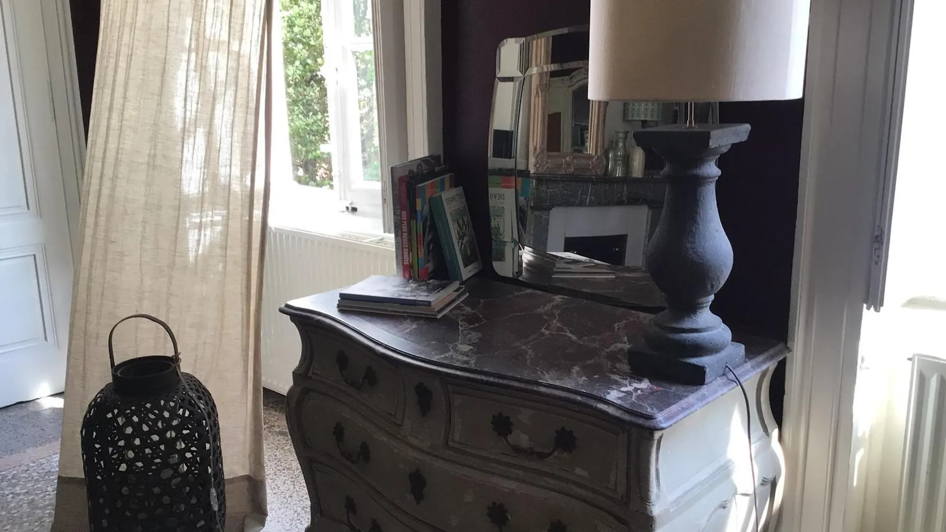 Une Nuit Au Second Chambre D Hotes Lyon Bed & Breakfast